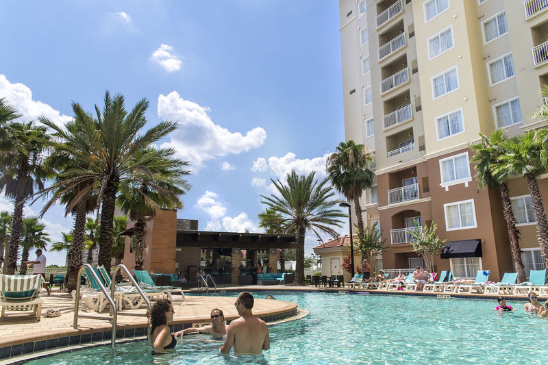 The Point Hotel & Suites Universal Orlando Exterior photo